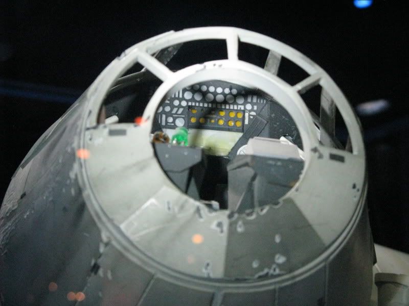 falconcockpit003.jpg