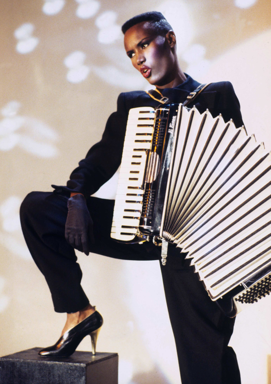 photo Grace_Jones_accordion_zpscmstprlb.png