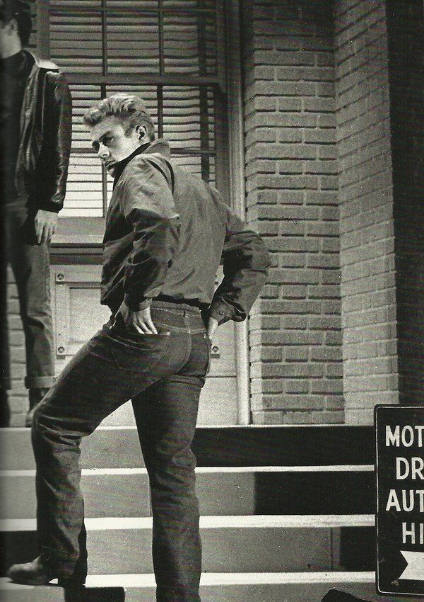 photo JamesDeanAssShot_zpscfeecaa3.jpg