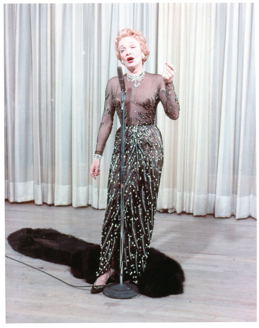 photo MarleneDietrichonstageearly1950s_zps46710d73.jpg