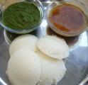 Idli with Mint chutney