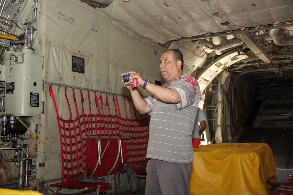 IMAGE: http://i60.photobucket.com/albums/h23/lionelwh/124r-1.jpg