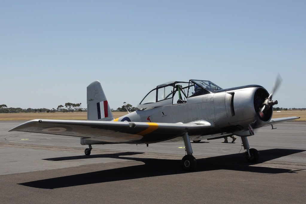 IMAGE: http://i60.photobucket.com/albums/h23/lionelwh/146r-1.jpg