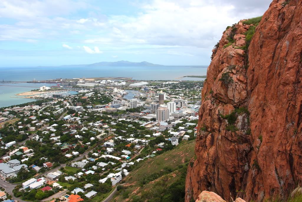 IMAGE: http://i60.photobucket.com/albums/h23/lionelwh/IMG_4005.jpg