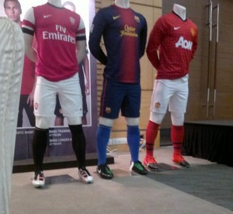 Leaked-Arsenal-Jersey-2013.jpg