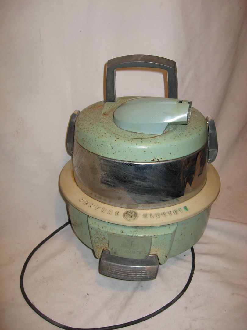 Vintage 60's General Electric VC 3A Vacuum Cleaner / Accessories eBay
