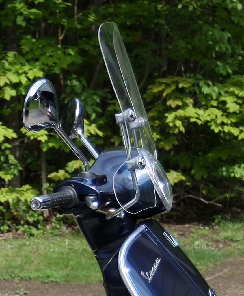 Modern Vespa Headlight Windshield Glare Problem