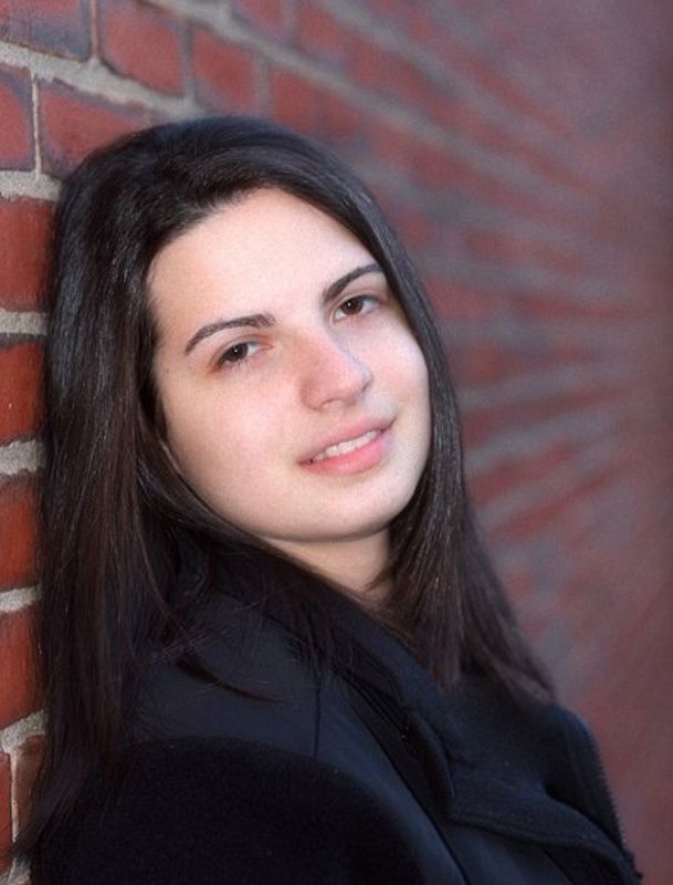 IMAGE: http://i60.photobucket.com/albums/h33/Airedale1/sarahPORT_zpsbe156a33.jpg