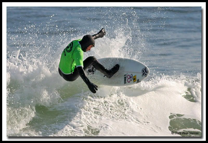 IMAGE: http://i60.photobucket.com/albums/h33/Airedale1/surfer4.jpg