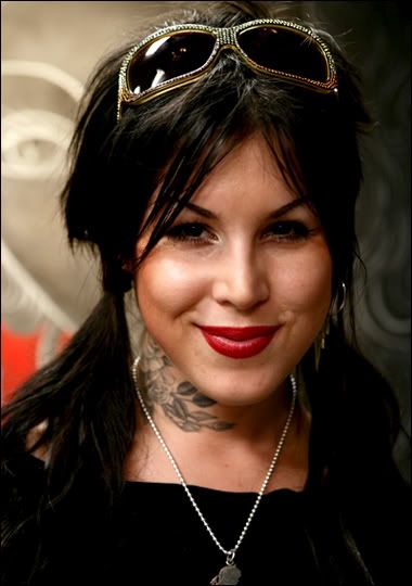 I LOVE Kat Von D she is an AWESOME chick!!