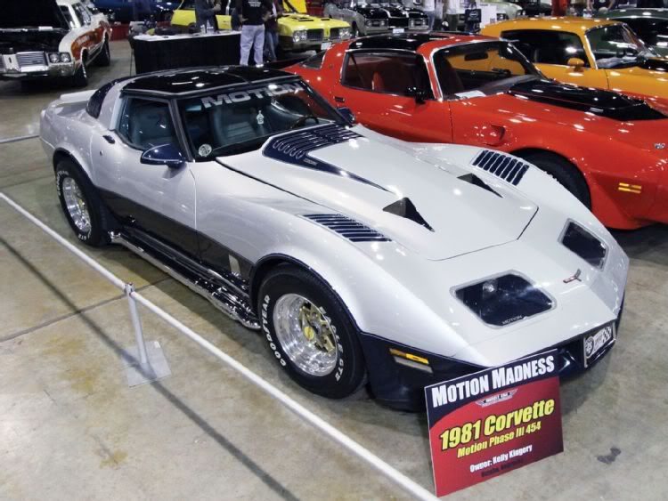 [Image: vemp-1106-07muscle-car-and-corvette-nationals.jpg]