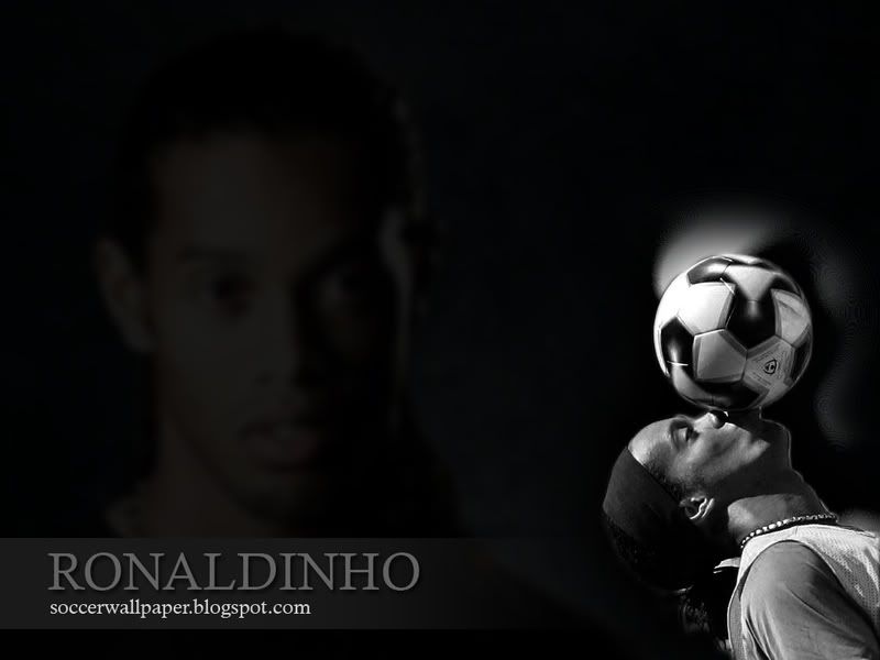 Soccer Wallpaper | Footballer Wallpaper | Football wallpapers: Ronaldinho
