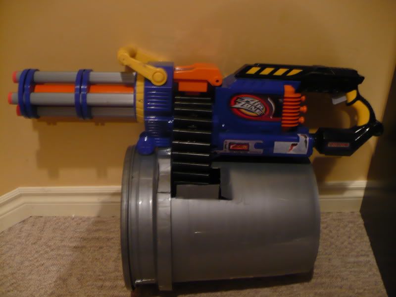Air+Zone+Punisher+Gun Nerf Gun Punisher http://www.pic2fly.com/Air+Zone+Punisher+Ammo+Belt ...