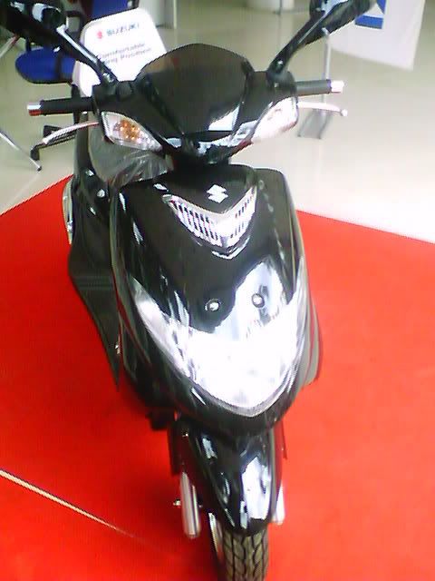 suzuki scooter presentation