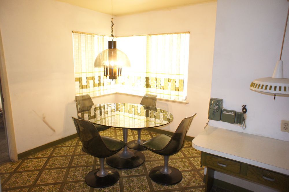 photo Ike_tina_dining_table_zpscpyvldmu.jpg