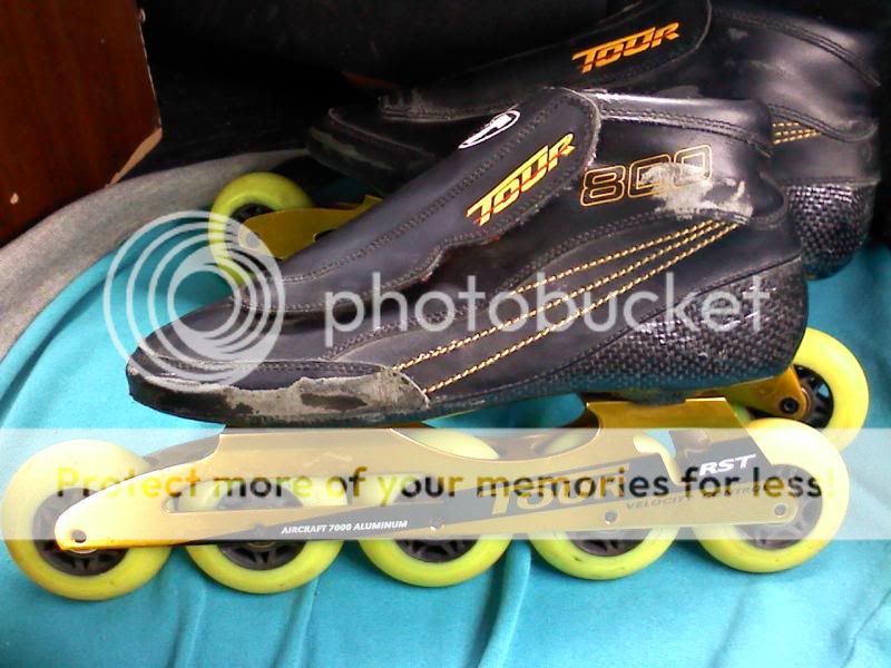 Tour 800 Speed Skates  Carbon Fiber  